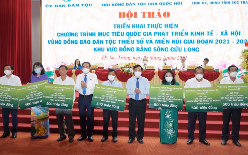 Bàn giải pháp phát triển kinh tế-xã hội vùng đồng bào dân tộc thiểu số và miền núi khu vực đồng bằng sông Cửu Long -0