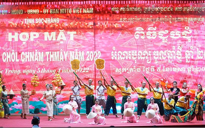 Phó Thủ tướng Thường trực Chính phủ chúc Tết Chôl Chnăm Thmây tại Sóc Trăng -0
