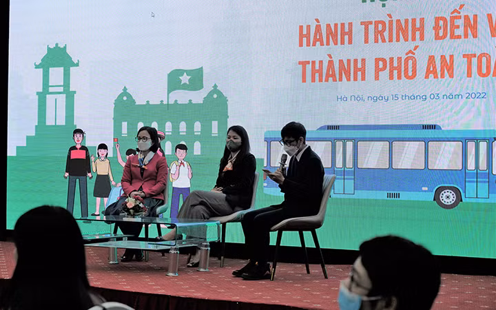 Chia sẻ ý kiến tại chương trình (Ảnh: Plan International Việt Nam).