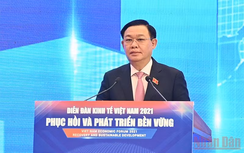 Chủ tịch Quốc hội Vương Đình Huệ phát biểu bế mạc. (Ảnh: Thủy Nguyên) 