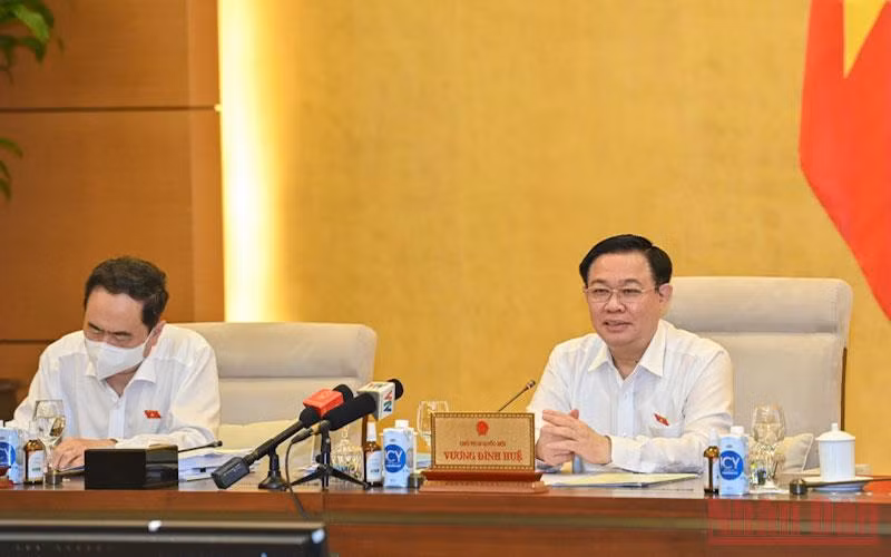 Chủ tịch Quốc hội Vương Đình Huệ tại phiên họp. (Ảnh: DUY LINH)