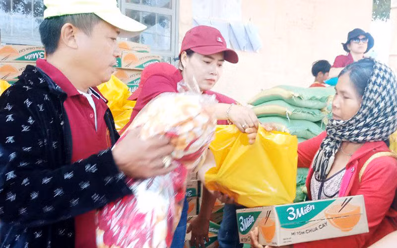 Tập huấn truyền thông về chăm sóc sức khỏe sinh sản cho phụ nữ và thanh niên DTTS -0