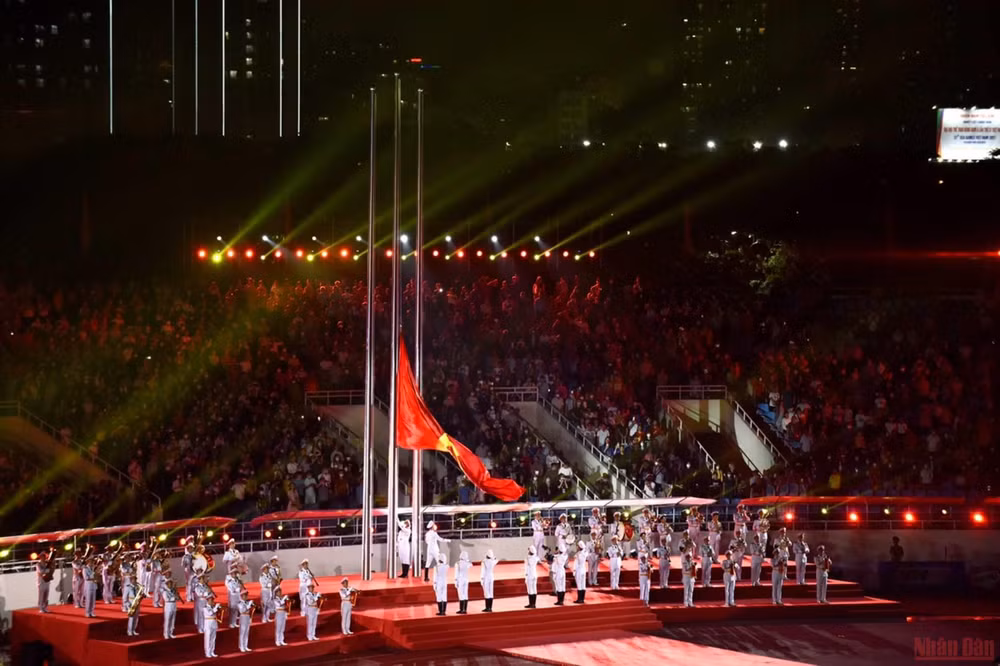Những hình ảnh ấn tượng trong Lễ khai mạc SEA Games 31 -0
