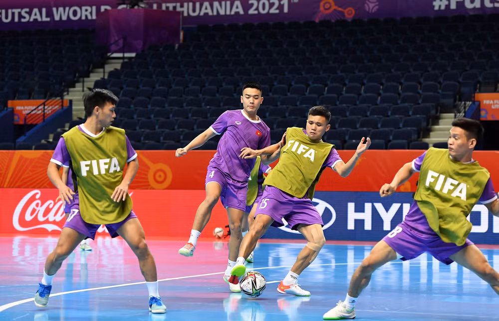 Đội tuyển futsal Việt Nam hướng tới kết quả khả quan trước Nga -0