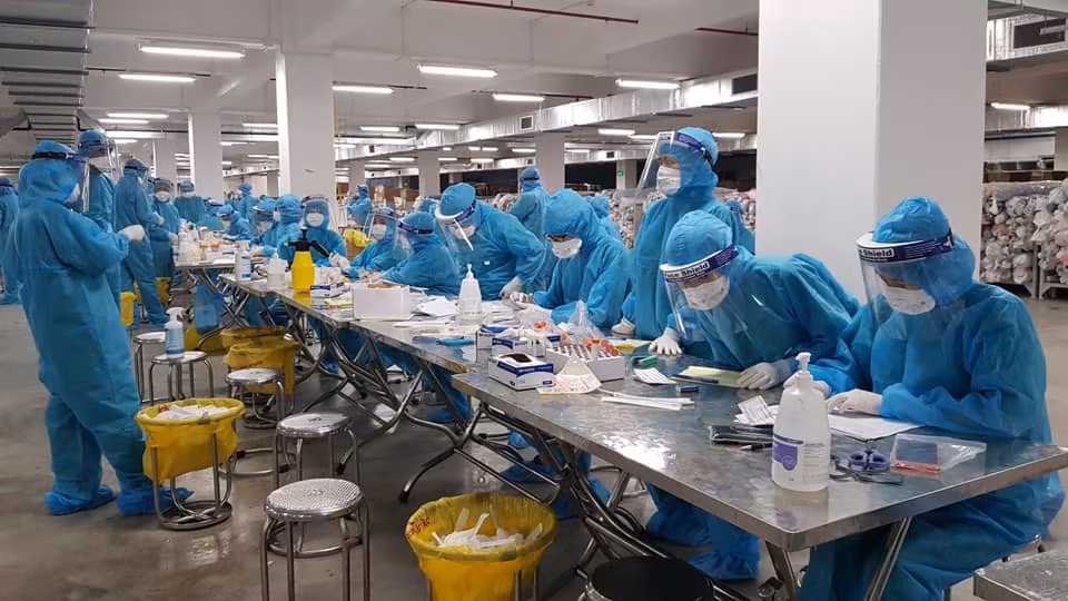 Bắc Giang đã xét nghiệm thần tốc phát hiện thêm 300 ca nhiễm mới. 