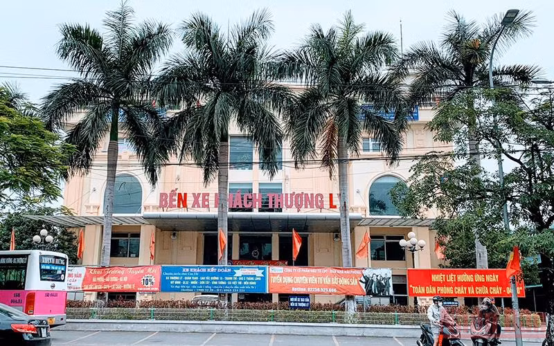 Bến xe Thượng Lý - nơi xảy ra vụ gây rối trật tự công cộng khiến Giám đốc Công ty Sơn Trường bị khởi tố.