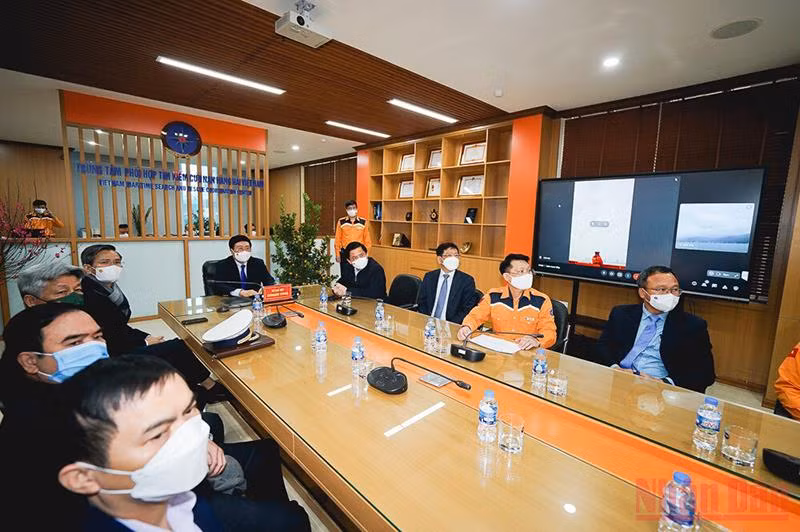 Kịp thời ứng phó, cứu người bị tai nạn và gặp nạn trên biển là nhiệm vụ quan trọng và vinh quang -0