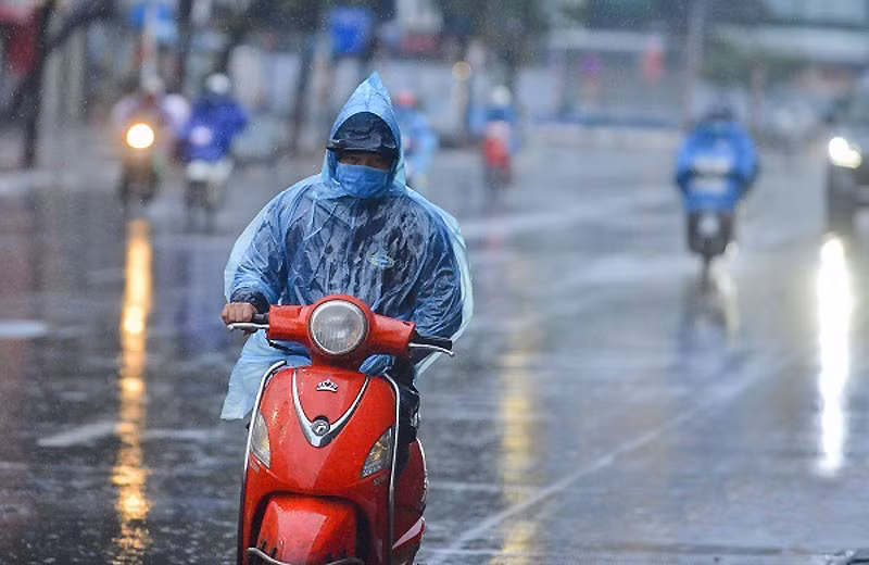 Khu vực Hà Nội từ đêm 31/3-1/4 có mưa rào và dông, trời chuyển rét. (Ảnh minh họa)