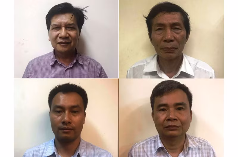 Các bị can từ trái qua: Trần Ngọc Hà, Lâm Chí Quang, Nguyễn Mạnh Chung và Vũ Từ Công.
