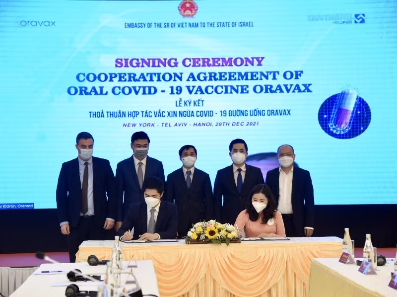 Tân Thành Holdings và 10 Pharma sẽ độc quyền phân phối vaccine Covid-19 đường uống Oravax tại Việt Nam và ASEAN -0