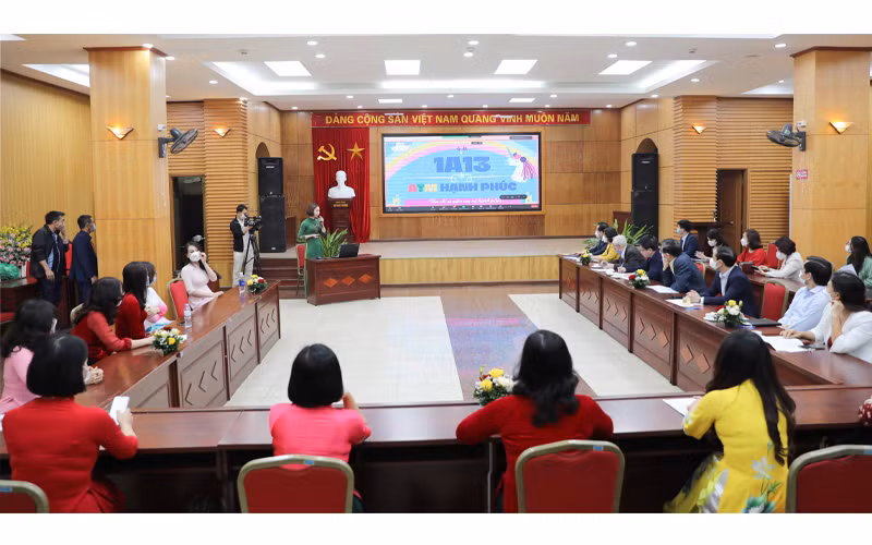 40 nhà giáo tiêu biểu sẽ trực tiếp báo cáo ý tưởng đổi mới, sáng tạo trước hội đồng thẩm định. (Ảnh: Thanh Tùng)