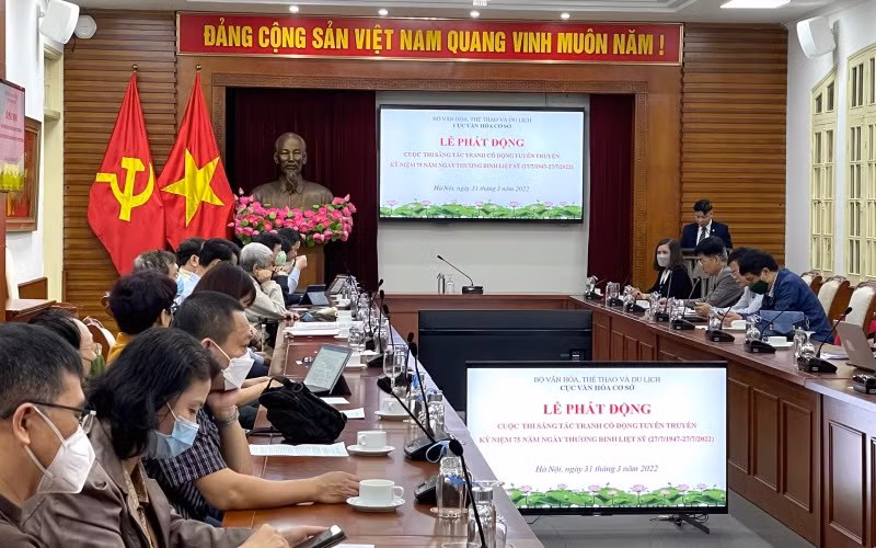 Quang cảnh lễ phát động.