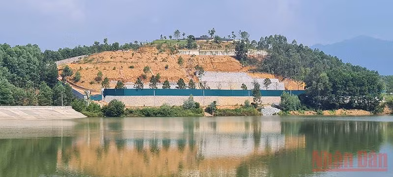 Chậm trễ trong việc xử lý vi phạm đất đai tại thành phố Phúc Yên -0