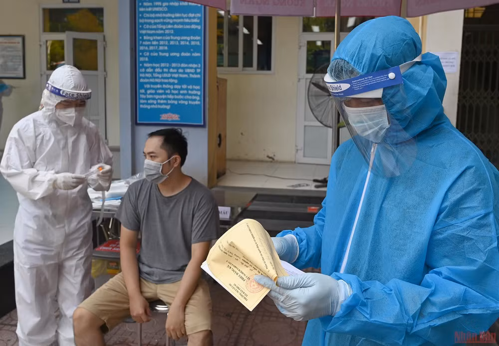 Xét nghiệm Covid-19 cho người dân. (Ảnh minh họa)