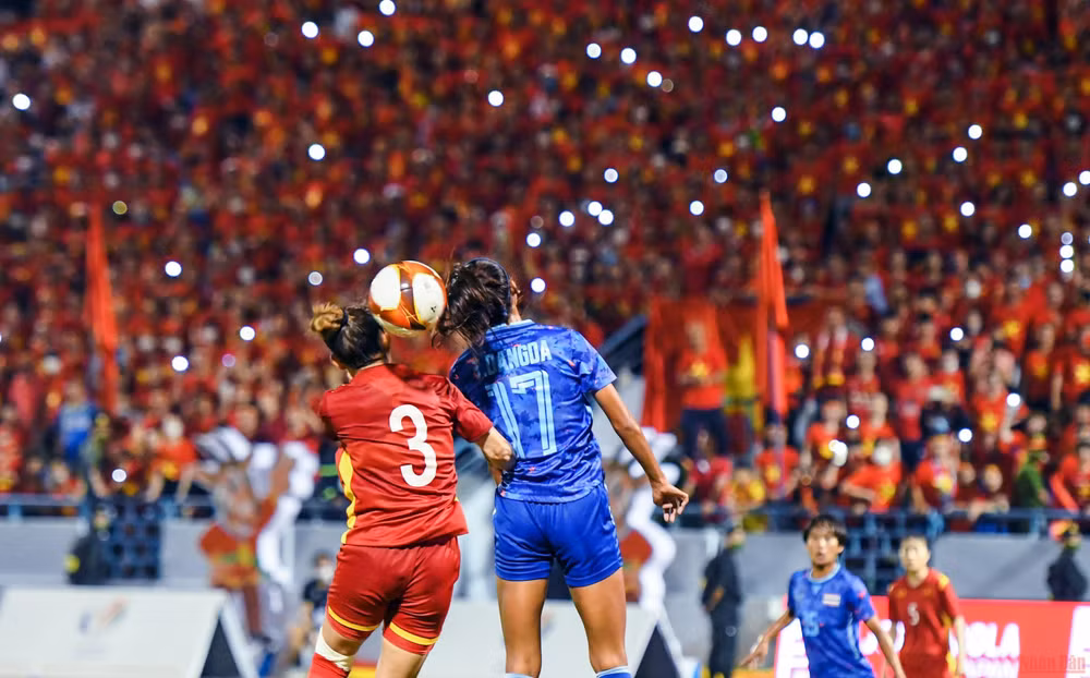 [Chung kết bóng đá nữ SEA Games 31] Việt Nam 0-0 Thái Lan (Hiệp 2): Chờ bàn mở tỷ số -0