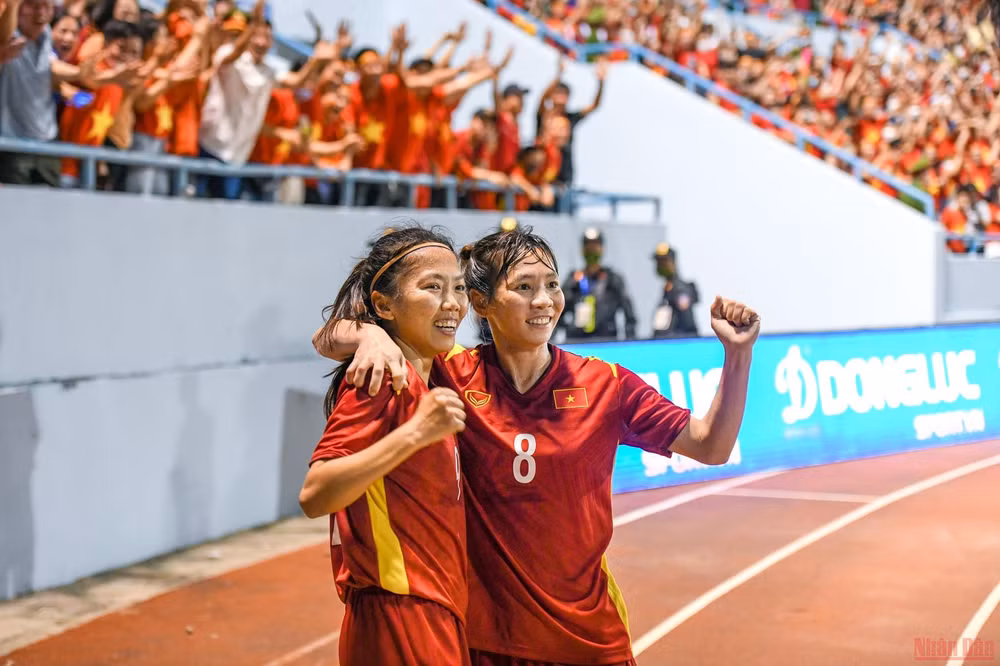 [Chung kết bóng đá nữ SEA Games 31] Việt Nam 1-0 Thái Lan (Hiệp 2): Huỳnh Như mở tỷ số -2