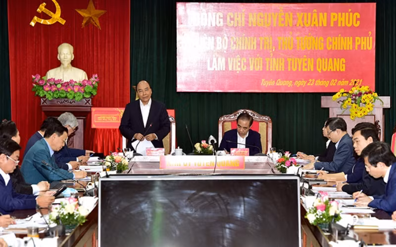 Thủ tướng Chính phủ Nguyễn Xuân Phúc phát biểu tại buổi làm việc.