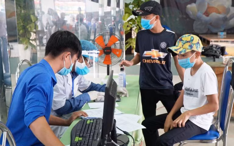 Công dân về từ Đà Nẵng phải khai báo y tế và tự chịu trách nhiệm về tính chính xác của thông tin đăng ký.