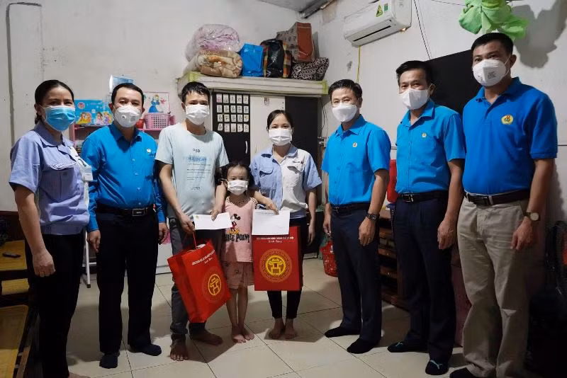 52,5 tỷ đồng hỗ trợ công nhân TP Hồ Chí Minh, Bình Dương, Đồng Nai