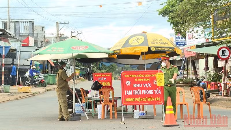 Bình Phước lập nhiều chốt kiểm soát để khóa chặt các khu vực xuất hiện F0 trong cộng đồng.