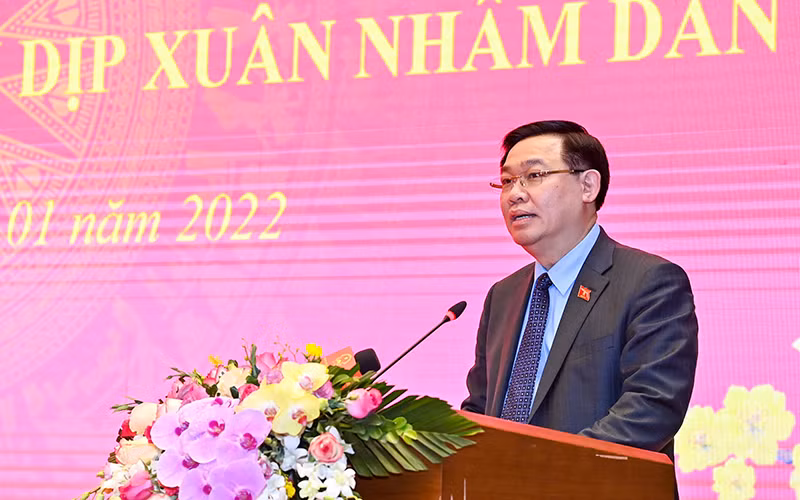 Chủ tịch Quốc hội Vương Đình Huệ phát biểu tại buổi gặp mặt. (Ảnh: Duy Linh)