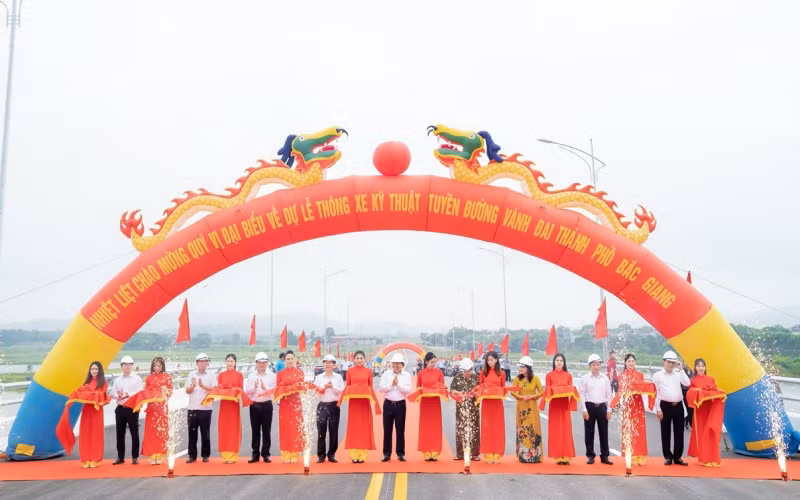 Thông xe kỹ thuật tuyến đường vành đai TP Bắc Giang.
