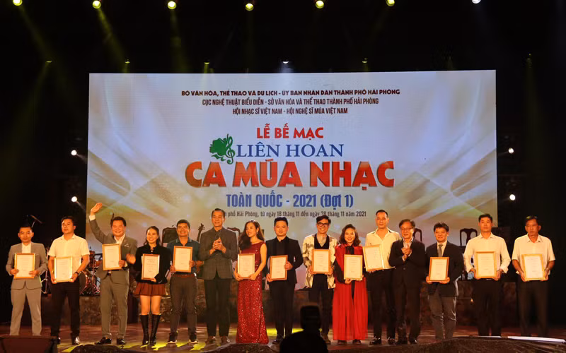 Bế mạc Liên hoan Ca múa nhạc toàn quốc năm 2021 (đợt 1) -0