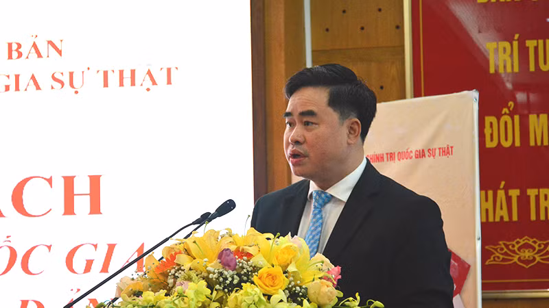 Giới thiệu cuốn sách về an ninh quốc gia do Bộ trưởng Công an Tô Lâm chủ biên -0