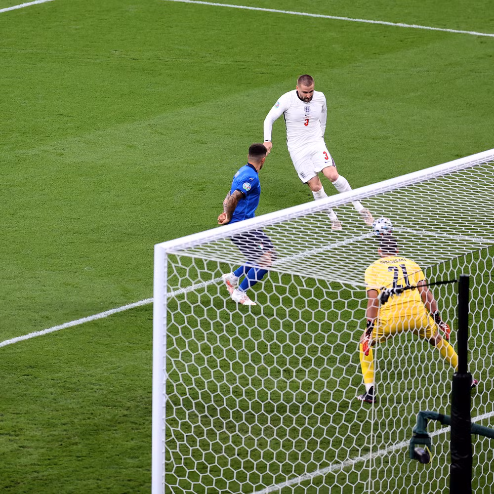 Thắng kịch tính trên chấm luân lưu, Italia vô địch EURO 2020 -0