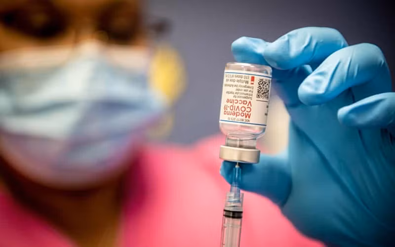 Vaccine ngừa Covid-19 của Moderna. (Ảnh: Guardian)