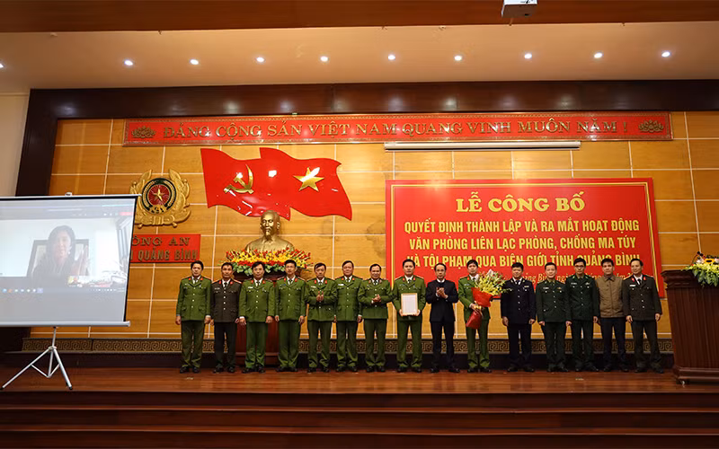 Ra mắt Văn phòng liên lạc qua biên giới Cha Lo, tỉnh Quảng Bình.