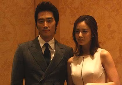 Song Seung Hun và Kim Tae Hee: Thích phở Hà Nội và áo dài Việt Nam