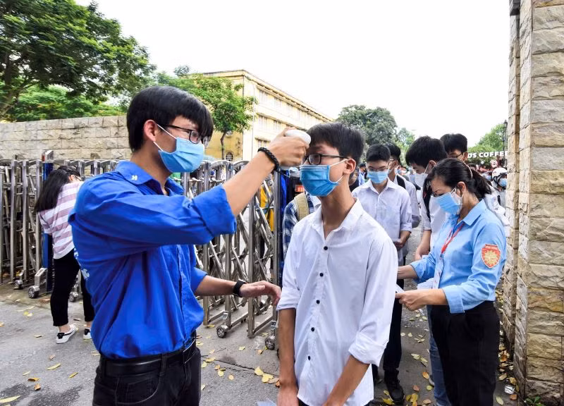 Thí sinh tham gia Bài thi đánh giá tư duy của Trường đại học Bách khoa ngày 15-8 (Ảnh: HUST)