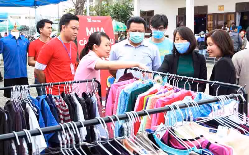 Tết ấm hơn với người lao động -0