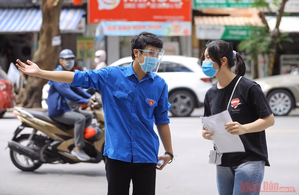 Thí sinh sẵn sàng bước vào ngày thi chính thức -0