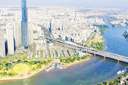 Một góc đô thị Thành phố Hồ Chí Minh. (Ảnh THẾ ANH)