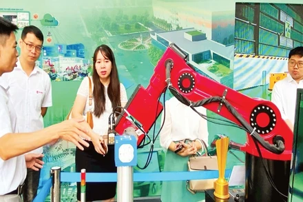 Đổi mới sáng tạo, ứng dụng khoa học, công nghệ đang tạo ra những bước đột phá trong sản xuất, kinh doanh.