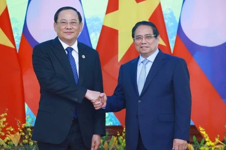 Tăng cường gắn kết chiến lược Việt Nam-Lào