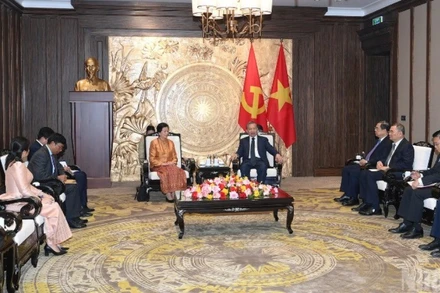 Quang cảnh buổi tiếp Đại sứ Chea Kimtha tại Trụ sở Trung ương Đảng. (Ảnh: ĐĂNG KHOA)