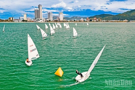 Du lịch đóng góp quan trọng vào sự phát triển kinh tế của phường Quy Nhơn.