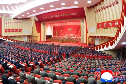 Toàn cảnh lễ khai mạc Đại hội đại biểu toàn quốc lần thứ IX, Đảng Lao động Triều Tiên, tại Bình Nhưỡng, ngày 19/2/2026. (Ảnh: Yonhap/TTXVN)