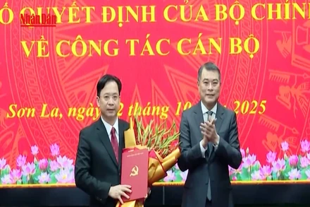 [Video] Đồng chí Hoàng Văn Nghiệm giữ chức Bí thư Tỉnh ủy Sơn La