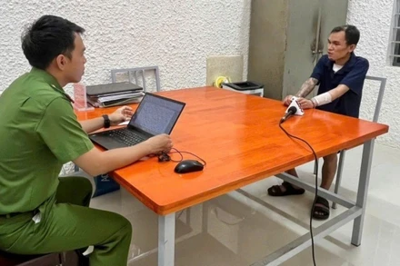 Đối tượng Nguyễn Văn Ty tại cơ quan Công an.