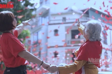 [Video] Tin tưởng Đại hội XIV sẽ đưa Việt Nam bước vào kỷ phát triển rực rỡ