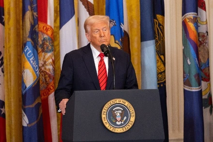 Tổng thống Mỹ Donald Trump phát biểu tại Nhà trắng, Washington D.C. (Ảnh: THX/TTXVN)