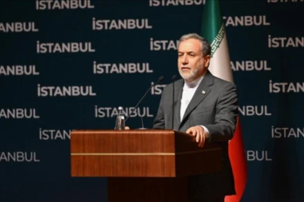 Bộ trưởng Ngoại giao Iran Seyed Abbas Araghchi tại cuộc họp báo tại Istanbul, Thổ Nhĩ Kỳ, ngày 22/6/2025. (Ảnh: Tân Hoa Xã)