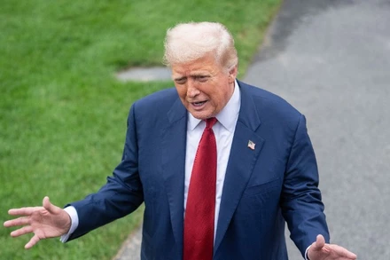 Tổng thống Mỹ Donald Trump phát biểu với báo giới tại Nhà trắng, Washington, D.C. (Ảnh: THX/TTXVN)