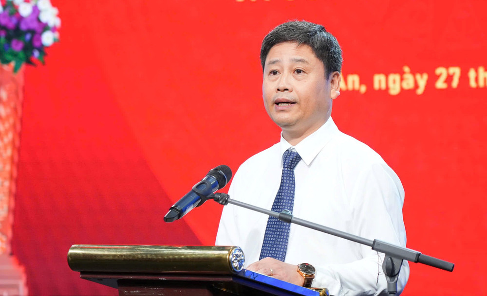 Tổng Biên tập Báo và Đài Phát thanh-Truyền hình Nghệ An Trần Minh Ngọc phát biểu nhận nhiệm vụ. z6748277560672-9faab805bcfd1ed1e68794d9d831492f.jpg