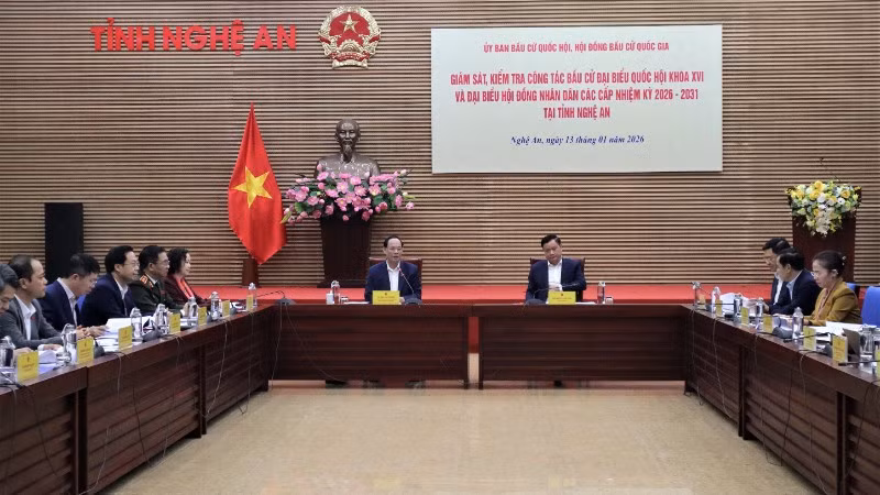 Quang cảnh buổi làm việc.