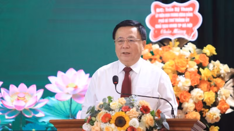 Đồng chí Nguyễn Xuân Thắng, Ủy viên Bộ Chính trị, Giám đốc Học viện Chính trị Quốc gia Hồ Chí Minh, Chủ tịch Hội đồng Lý luận Trung ương phát biểu chỉ đạo tại Đại hội.